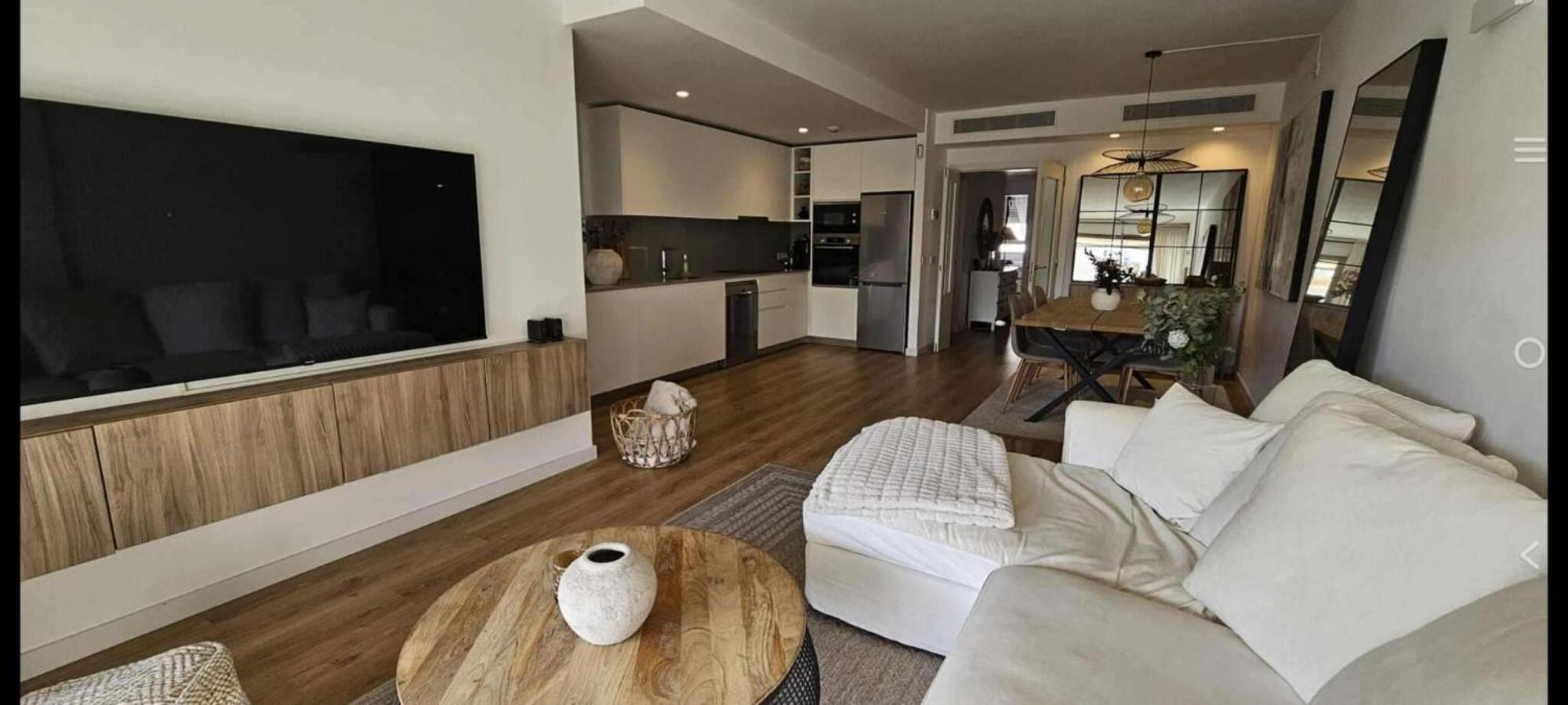 2 Bedrooms - Private Rooftop And Pool - Parking Appartement *